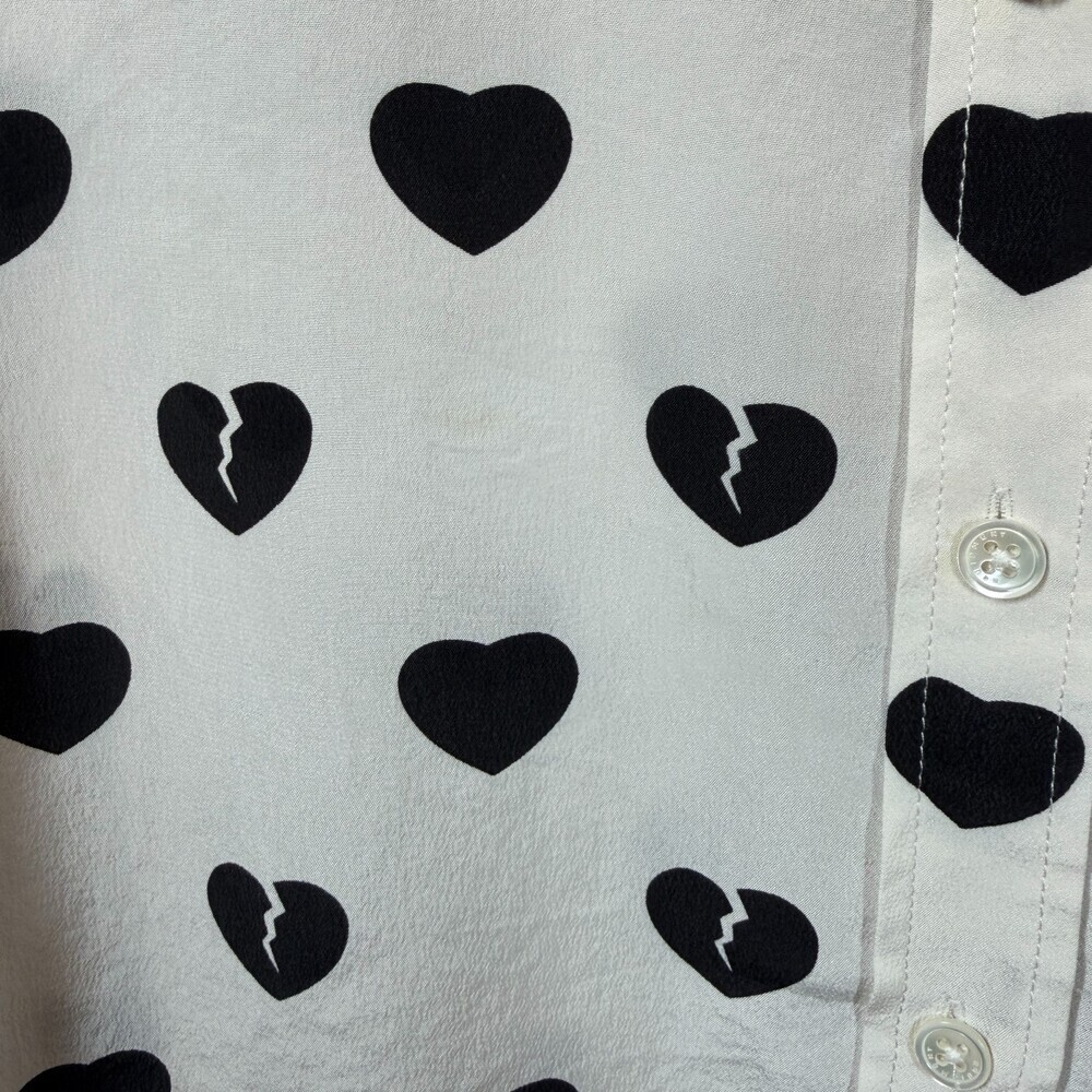 Equipment Femme 100% Silk Broken Heart Print Shirt Blouse‎ Small S/P Button Up - Picture 3 of 12